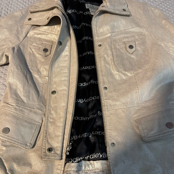 Women's Vintage Leather Jacket | Good Vintage Condition - Picture 6 of 13